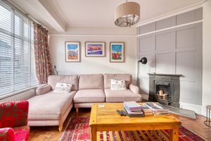 Lounge- click for photo gallery
